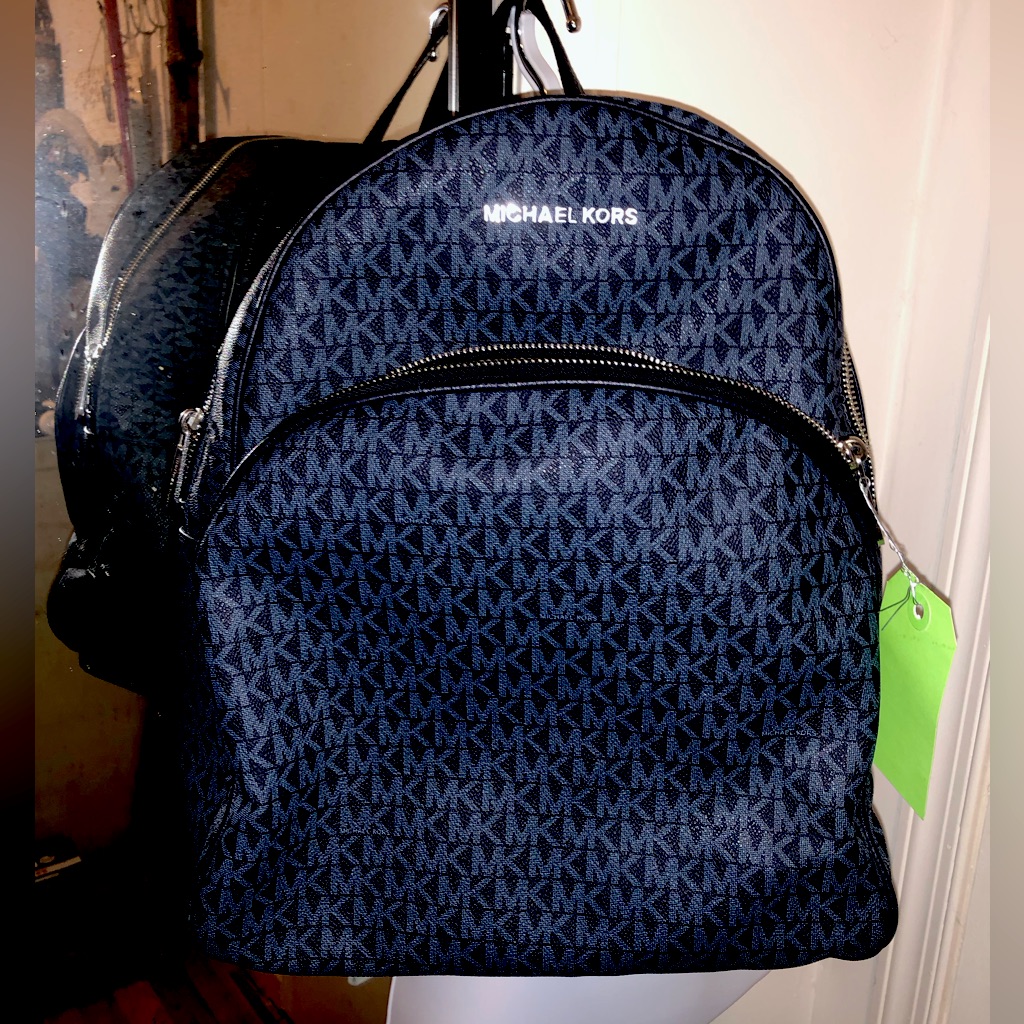 Michael Kors Abbey Signature Lg Backpack Leather